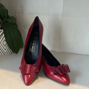 Vintage, deep red Bruno Magli, new